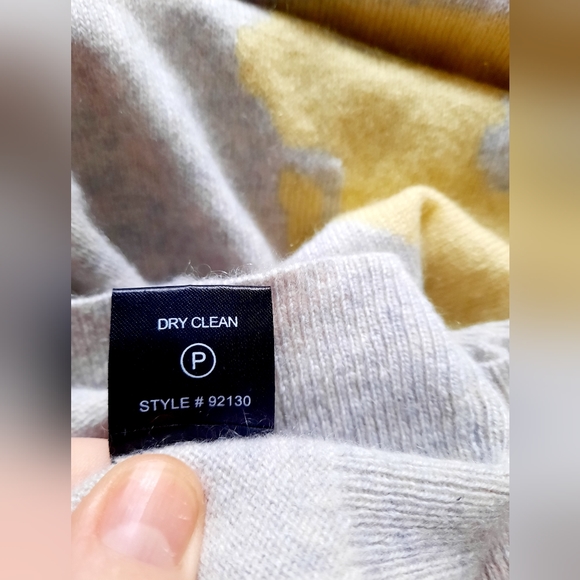 Cashmere Skull Sweater - Picture 10 of 12